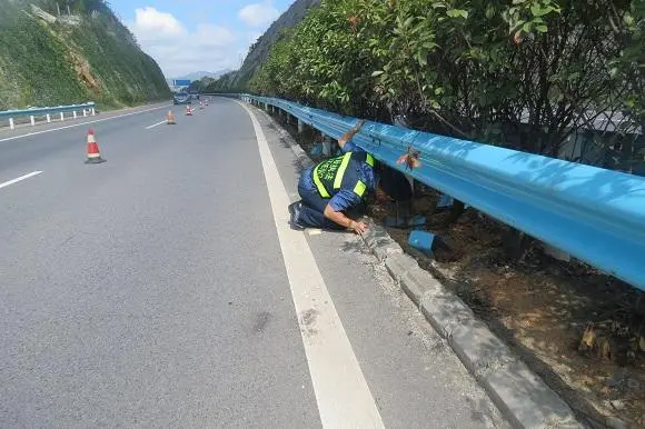 漳州高速路波形护栏