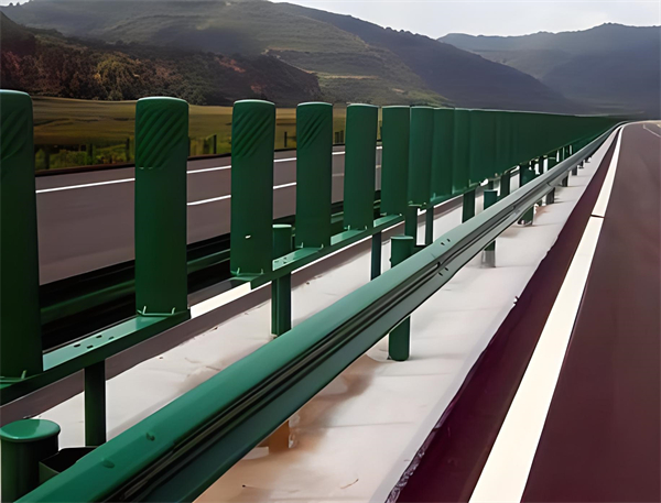 漳州三波护栏板在高速公路的应用